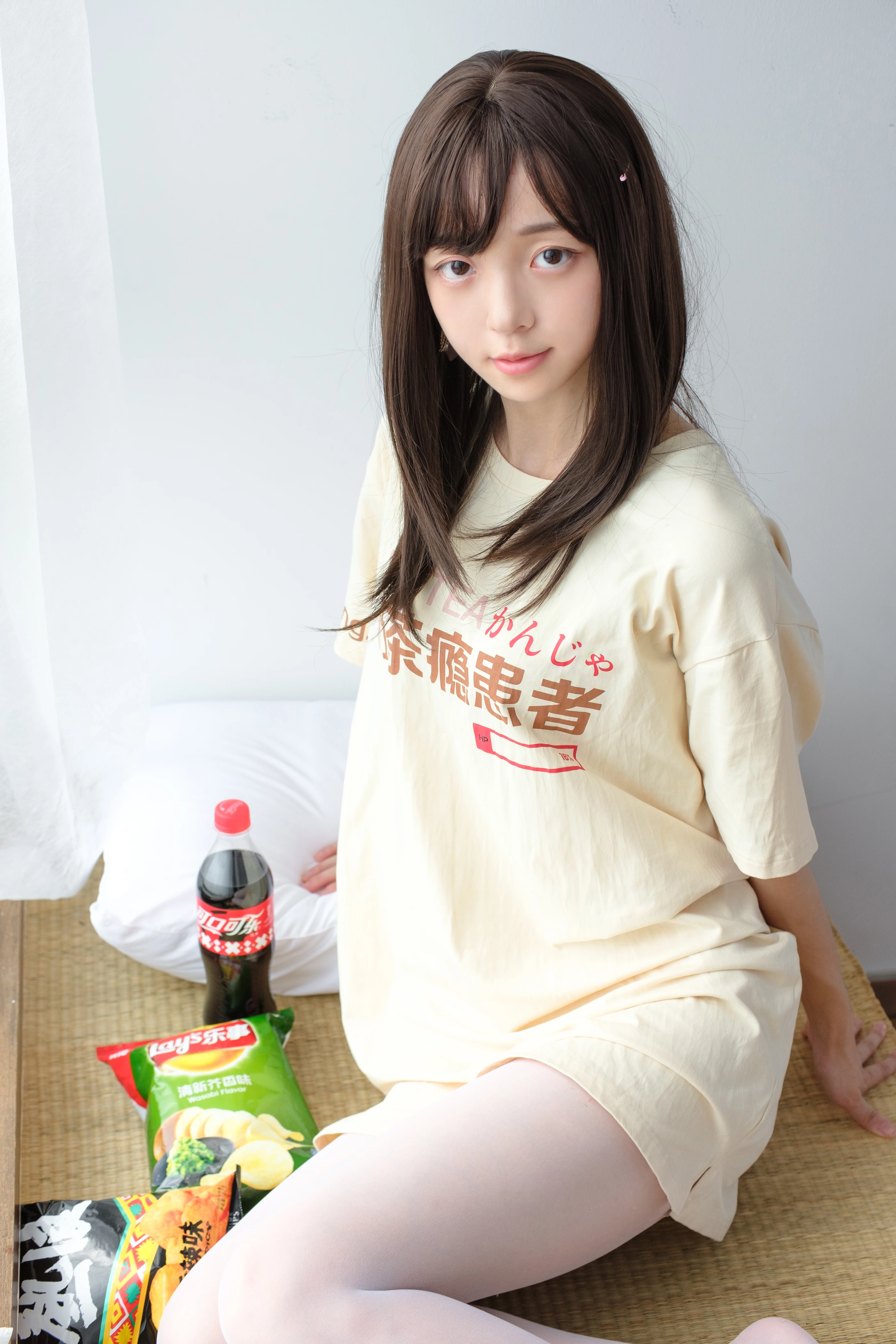 森萝财团 [SSR-010] 凉席上的白丝美足少女 [88P]插图5